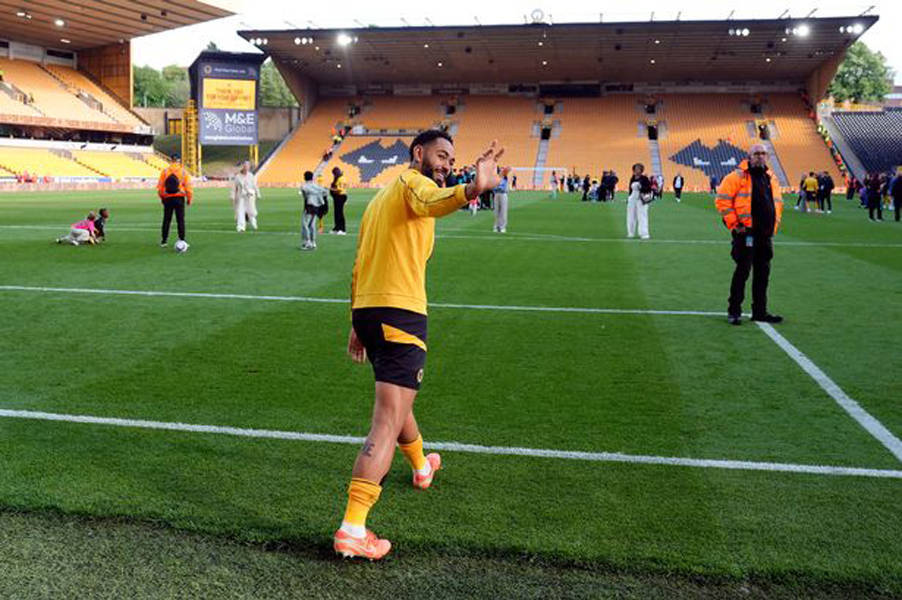 曼联6250万签库尼亚分期细节曝光！卖拉什福德受阻，其要踢欧冠不降薪